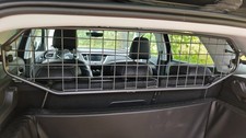 Travall Hundegitter f&uuml;r einen Opel Grandland