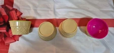 Retro Old Fashioned Ice Cream Waffle Bowls Set of 4 Colorful, All are Excellent*