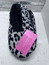 Isaac Mizrahi Slippers Sz 10 Womens Fuzzy Leopard Print Slip On House Shoes