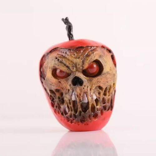 Anime Halloween Decoration Skull Head Red Apple Toy Statue Pendants Cosplay Prop - Picture 5 of 5