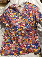 Peaches Scrub Tops 2 Small Hearts And Shapes 2 Pocket
