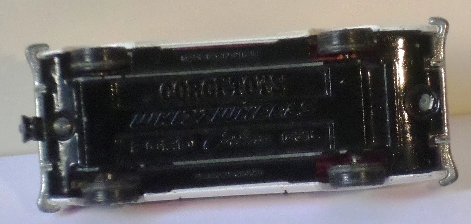 md 16 - FORD CORTINA GXL Police . Corgi Toys - 1/43 - Immagine 4 di 4