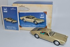 2004 Hallmark Ornament 1966 OLDSMOBILE TORONADO COUPE 14th Classic Cars H23