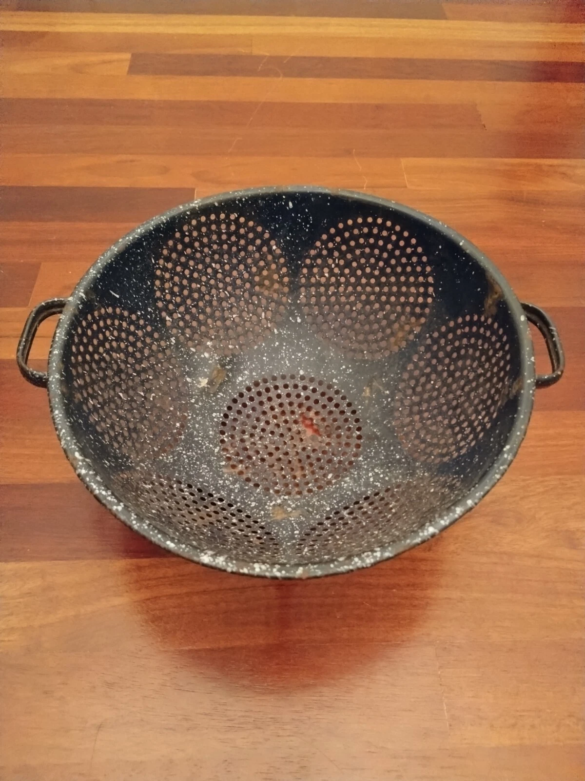 Vintage Enamel DoubleHandled Footed Colander Strainer BLUE w/White Sprinkles 11"