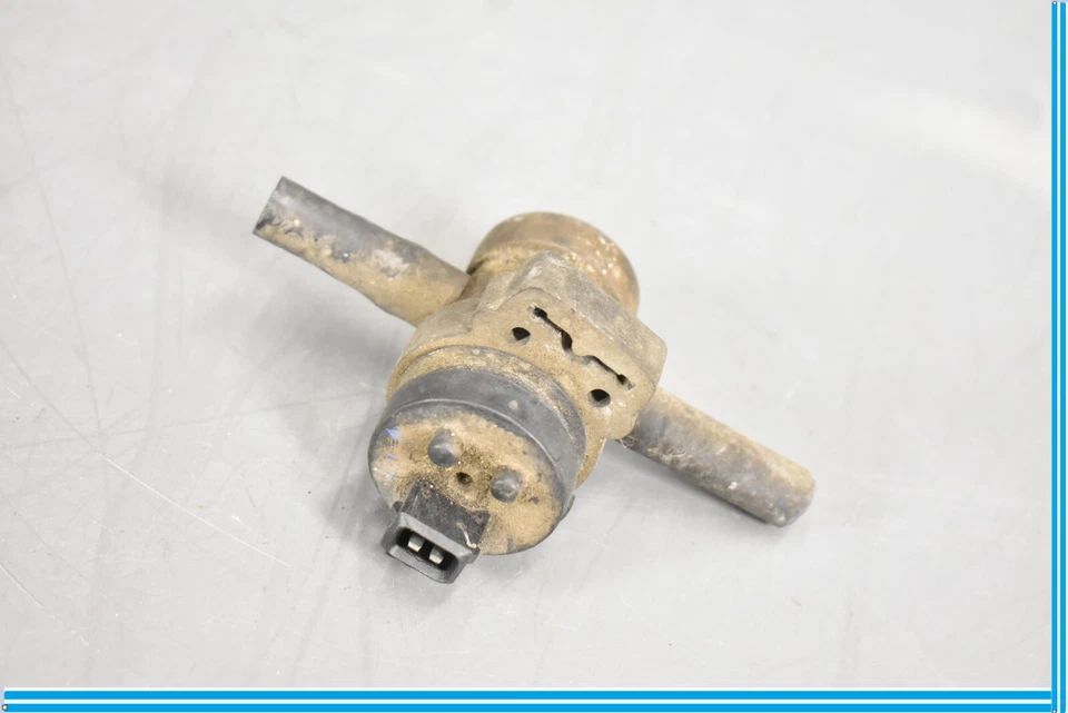 94-02 Mercedes SL320 SL500 Vapor Canister Purge Valve Unit Oem - Image 3 of 4