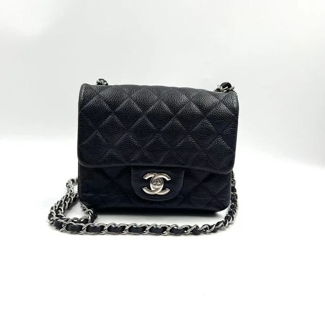 10.22 004 Chanel Mini Classic Single Flap Shoulder Bag