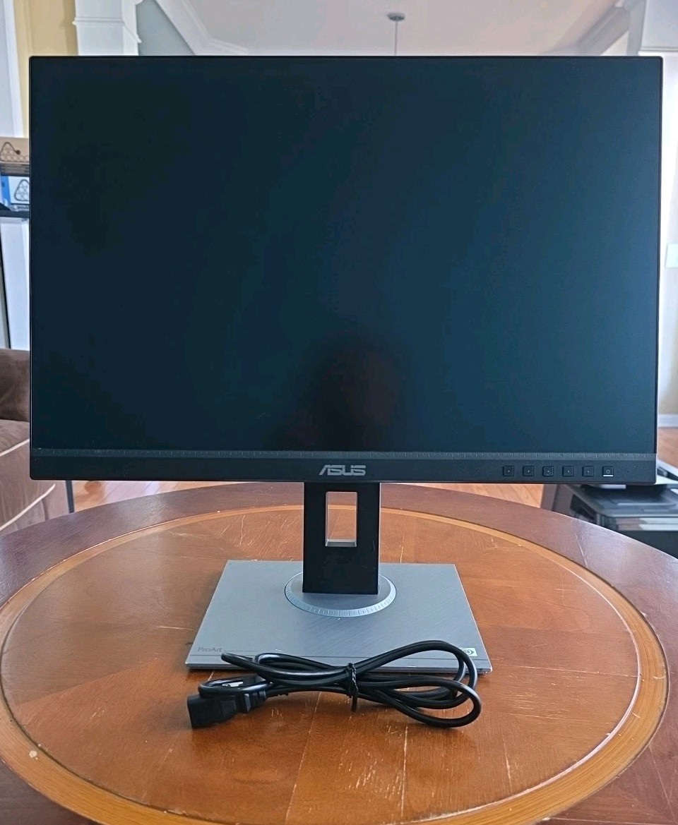 ASUS ProArt PA248Q 24.1インチ モニターアーム付き ASUS ProArt PA248Q 24.1インチ モニターアーム付き ProArt Display