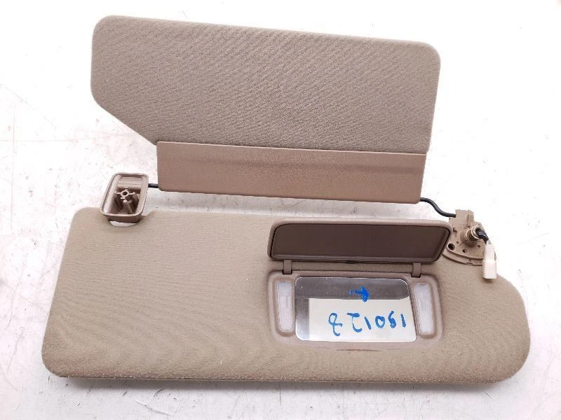 Parasol para pasajeros con iluminación limitada se adapta primaria 01-04 SEQUOIA Foto 2 de 4