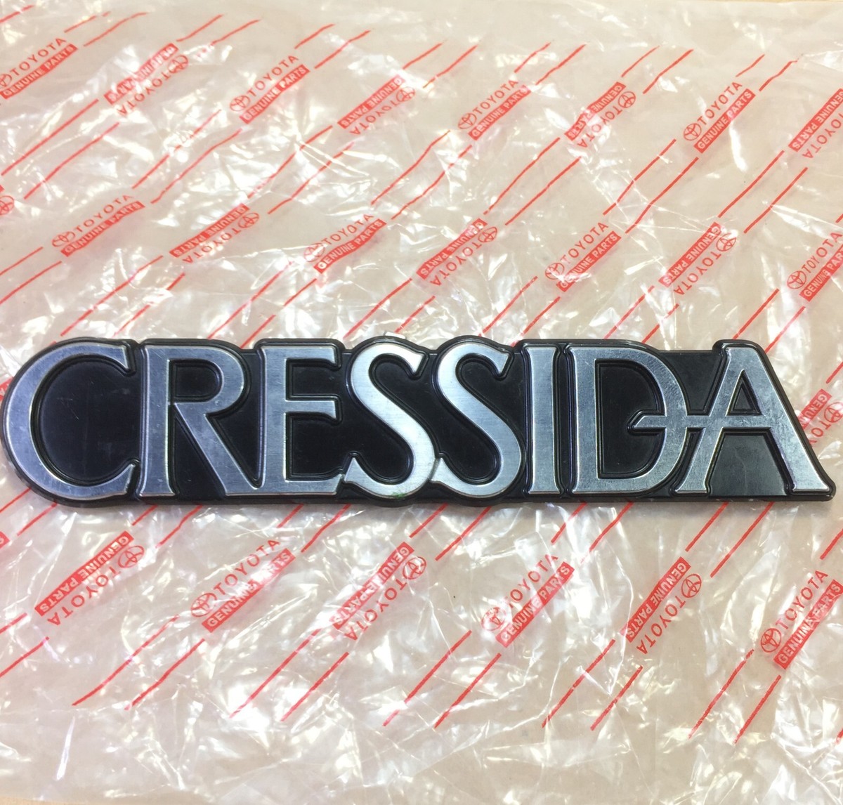 85-88 Toyota Cressida GX71 LX70 MX70 RX70 YX70 Rear Trunk Emblem