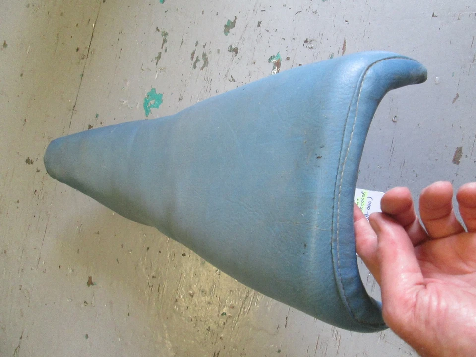 Assento Honda 1983 - 1984 XR350R 77200-KF0-000 - Imagem 4 de 4