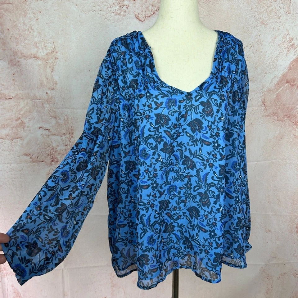 ANTIGUO AZUL MARINO Estampado Folkore Poeta Top Talla L Floral Campesino Cuello en V Camisa Azul Foto 2 de 4