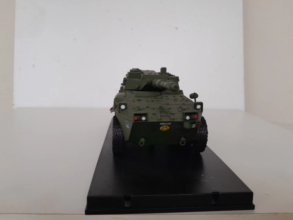 Carro Armato Centauro Italy 1992 - Veicoli Militari 1/43 - Immagine 2 di 3