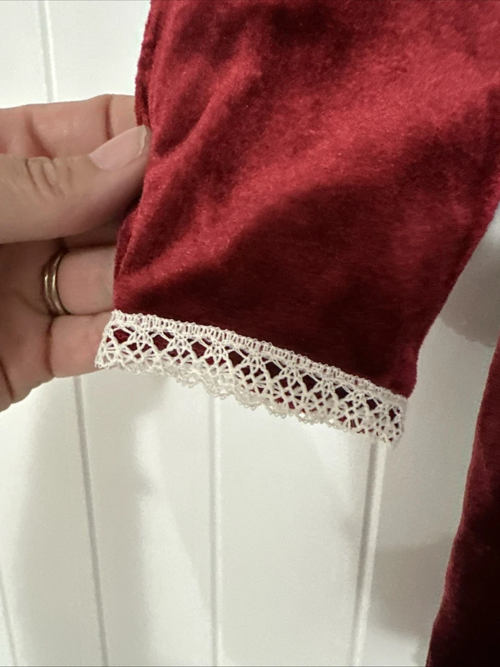 Vestido Vintage Polly Flinders Terciopelo Granate Oscuro Con Cuello de Encaje y Borde Talla 6X Foto 4 de 4