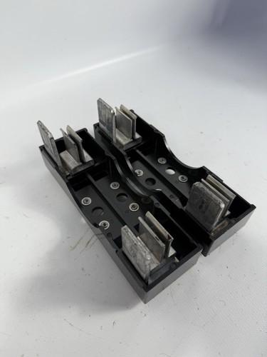CH Cutler Hammer MAIN FUSE PULLOUT FUSE HOLDER, 200 AMP, 2 POLE 240V, 200A, 10 - Picture 8 of 13
