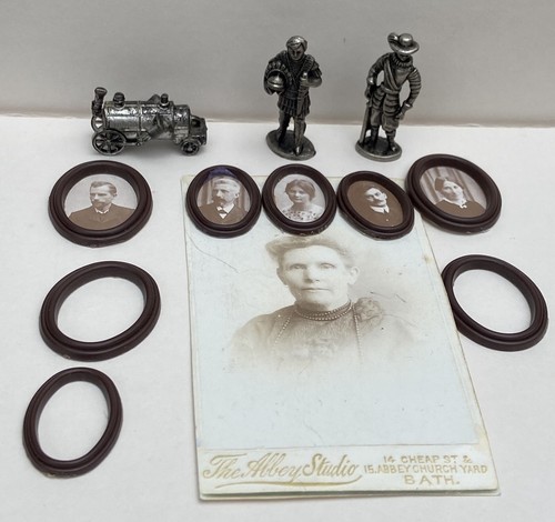 Doll house-Victorian framed photos portraits, picture frames & 3 ornaments 1:12
