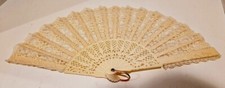 VTG Floral Lace Lady's Hand Fan Flowers Cream Color Ornate Victorian 17"x9" EUC