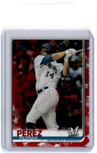 2019 Topps Independance Day Hernan Perez 31/76 Milwaukee Brewers #617