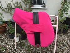 PINK Fleece SADDLE COVER Saddlecover With GIRTH HOLDER Loops GP or DRESSAGE