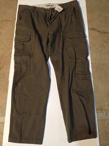 Iron Co. NY Men's sz 38x30 Cargo Pants 