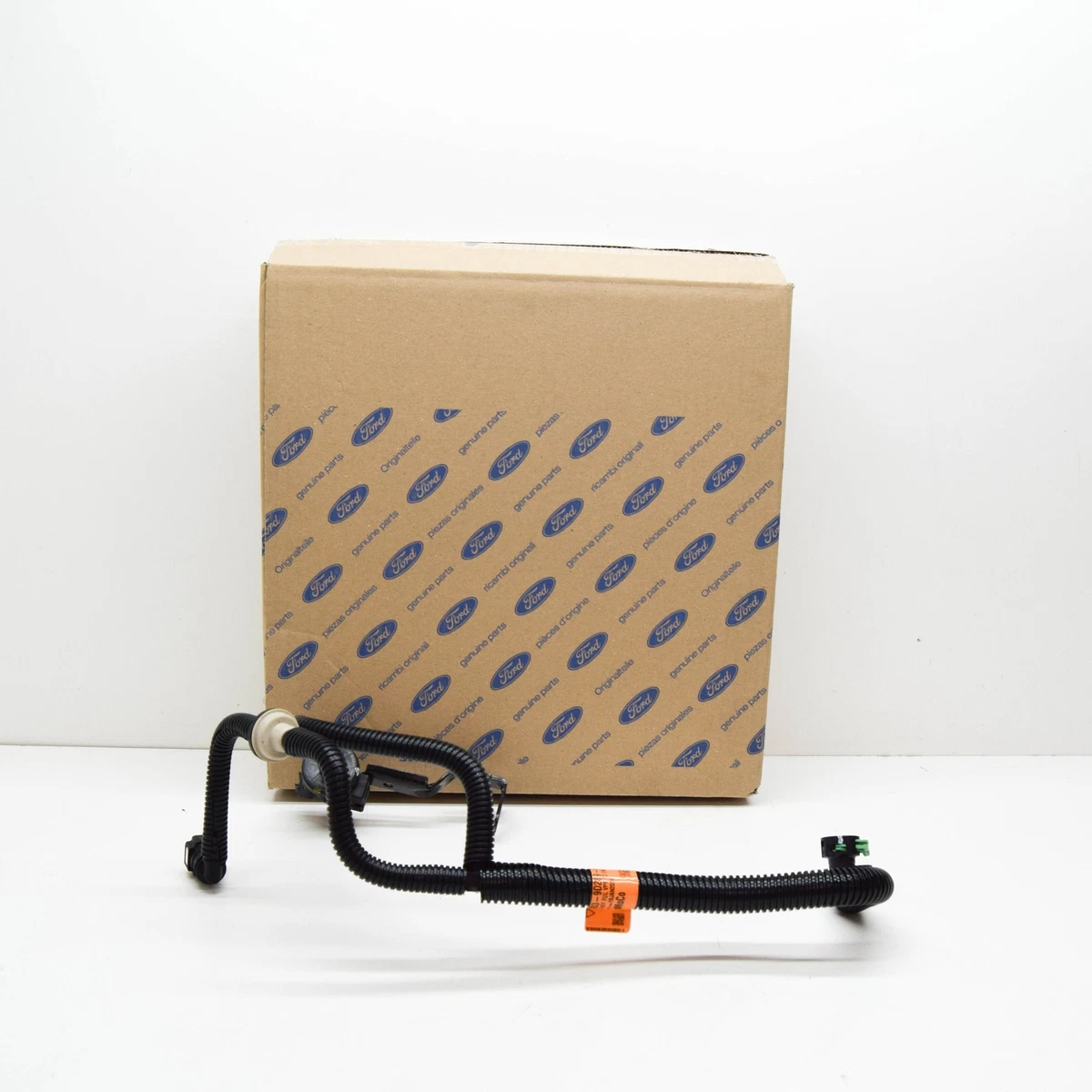 FORD MONDEO MK5 Fuel Vapour Separator Tube 2595568 DG93-9D289-HE 