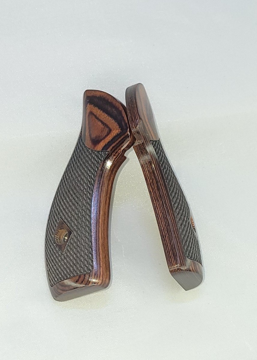 The Rosewood Heritage Roscoe grips for the Heritage Roscoe 38