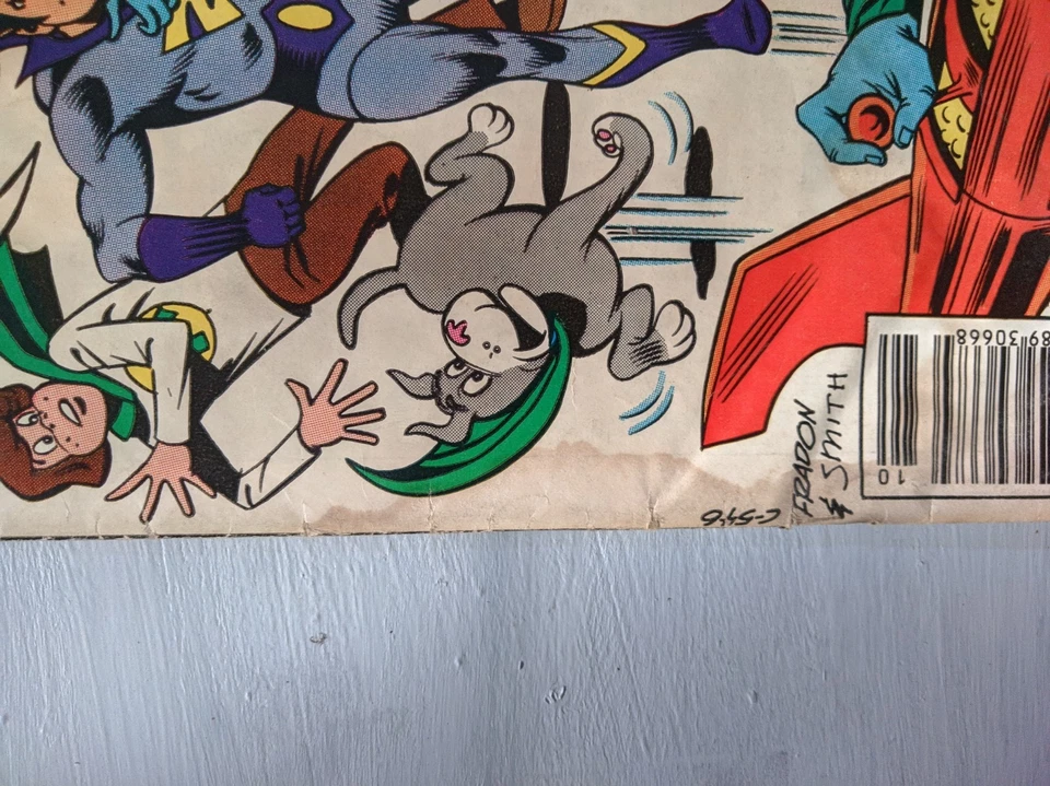 Super Friends #7 Oct 1977 Bronze DC Comics The Warning of the Wonder Twins Pt 1 - Image 4 of 4