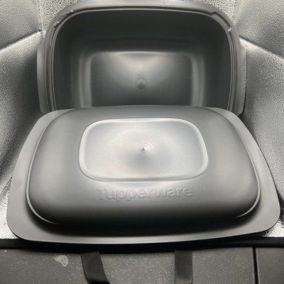 Tupperware UltraPro Roasting Pan with Cover Lid 6 Qt, 5.7 L,  Oven Microwave