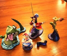 Walt Disney Classics Peter Pan Collection Five Pieces