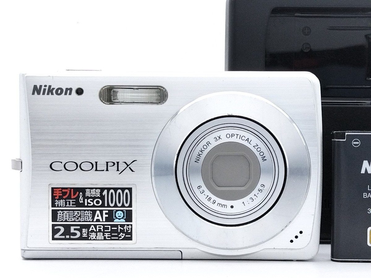 【美品・動作確認済み】Nikon COOLPIX S200 シルバー Nikon COOLPIX S200 7.1MP Digital Camera - Silver for sale