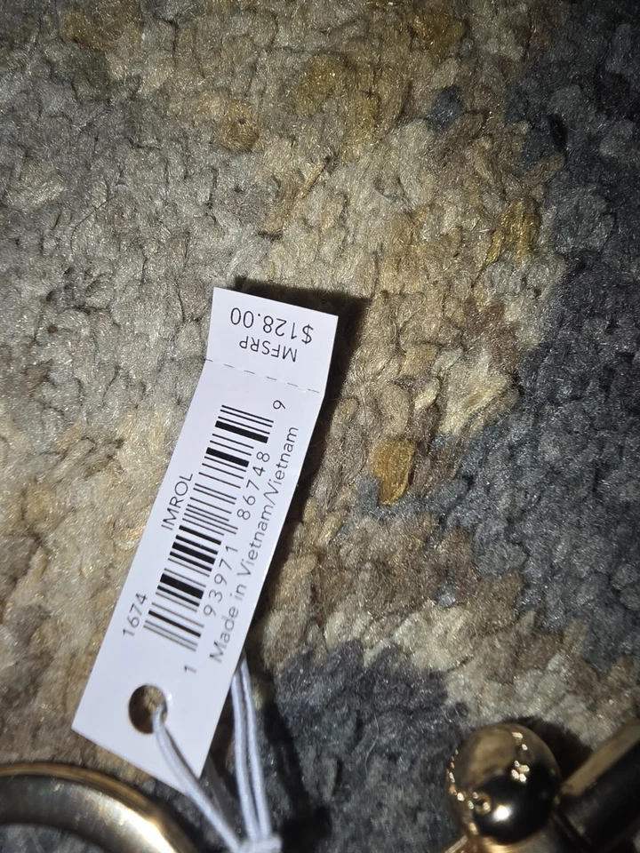 Berloque bolsa aglomerada Coach borboleta nova com etiquetas cor rosa empoeirada - Imagem 2 de 3