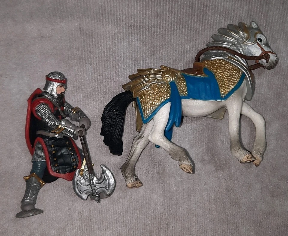 Schleich Dragon Knight Action Figure & Horse - Image 3 of 4