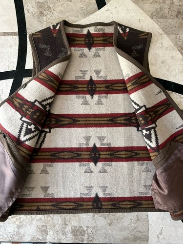 Pendleton Indian Navajo Print Reversible Brown Wool blend Waistcoat Vest Mens XL - Picture 9 of 11