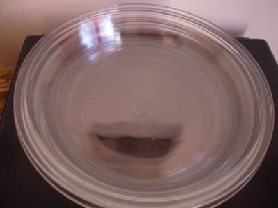 Pyrex  Trade Mark Glas  Platte Teller - 26 cm  / 10 Inch