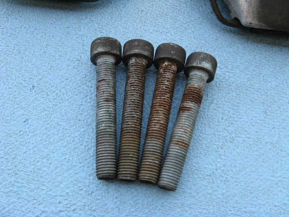 1997-2012 PPORSCHE BOXSTER CAYMAN 2,5 2,7 ЗАДНИЕ ПРАВЫЕ И ЛЕВЫЕ ТОРМОЗНЫЕ СУППОРТЫ BREMBO - Изображение 3 из 4