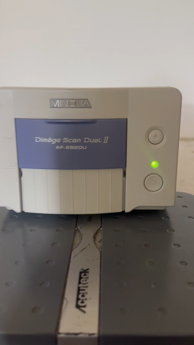 Konica Minolta DiMAGE Scan Dual II AF-2820U White USB Konica Minolta DiMAGE Scan Dual II AF-2820U White USB