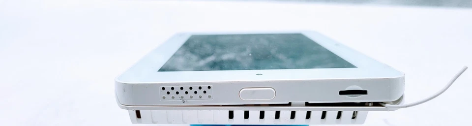 Brinks Alarm.com Home Security IQPanel2, NO POWER ADAPTER - Image 4 of 4