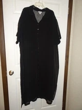 Avenue Women’s Black Dress with Over jacket. Size 30/32