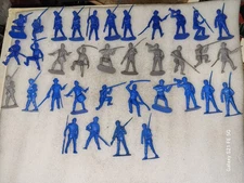 Lot of 35 Tim Mee American Civil War Plastic Soldier Figures 1/32