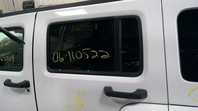 Driver Rear Door Glass Suv With Privacy Tint Fits 06-10 HUMMER H3 10319124