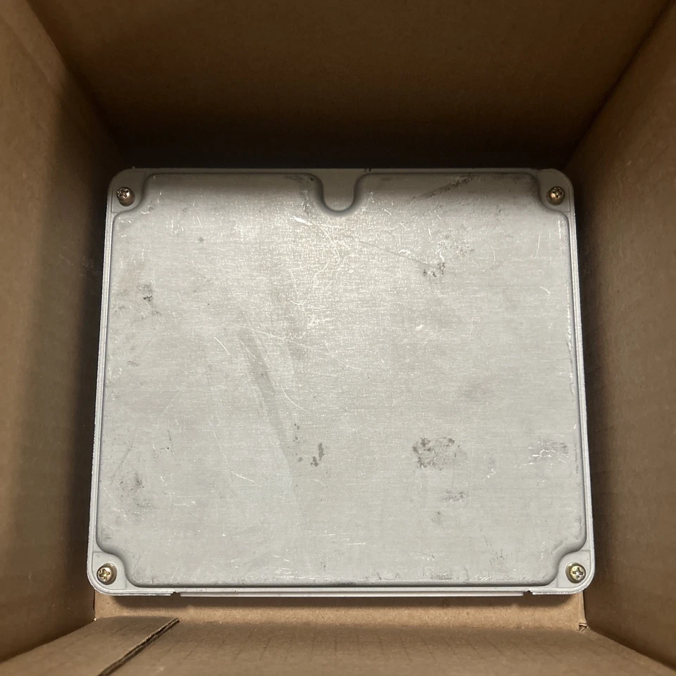 Toyota Tundra 2004 ecu ecm computador 89661-0C520 Toyota ecu Foto 3 de 4