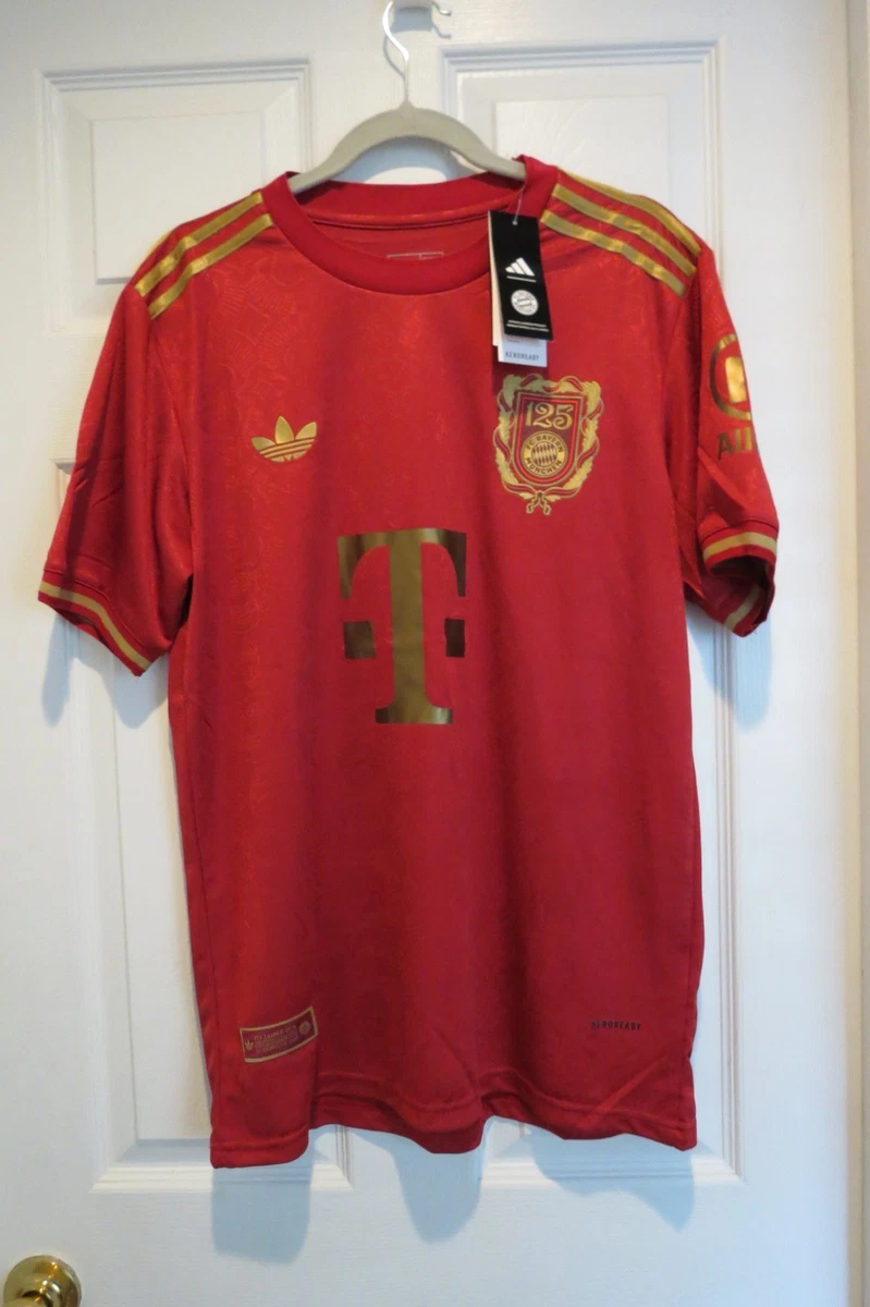 Boîte Cadeau Officielle FC Bayern Munich - Dimensions 57,5x30