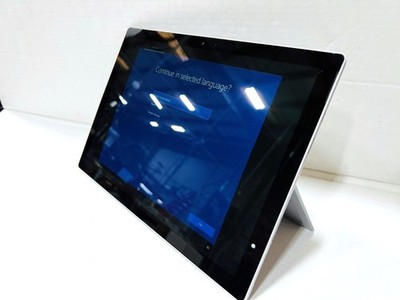 Microsoft Surface Pro 5 - i5, 8GB RAM, 256GB LTE - *Read