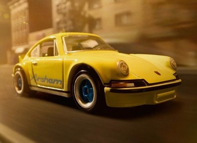 HOTWHEELS 2025 RLC x Daniel Arsham 1973 Porsche 911 RSA In hand   