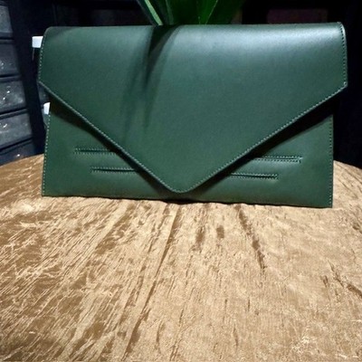 Alberta D Cania Leather Envelope Bag/Clutch with Gold Chain Attached (Hunter Gr
