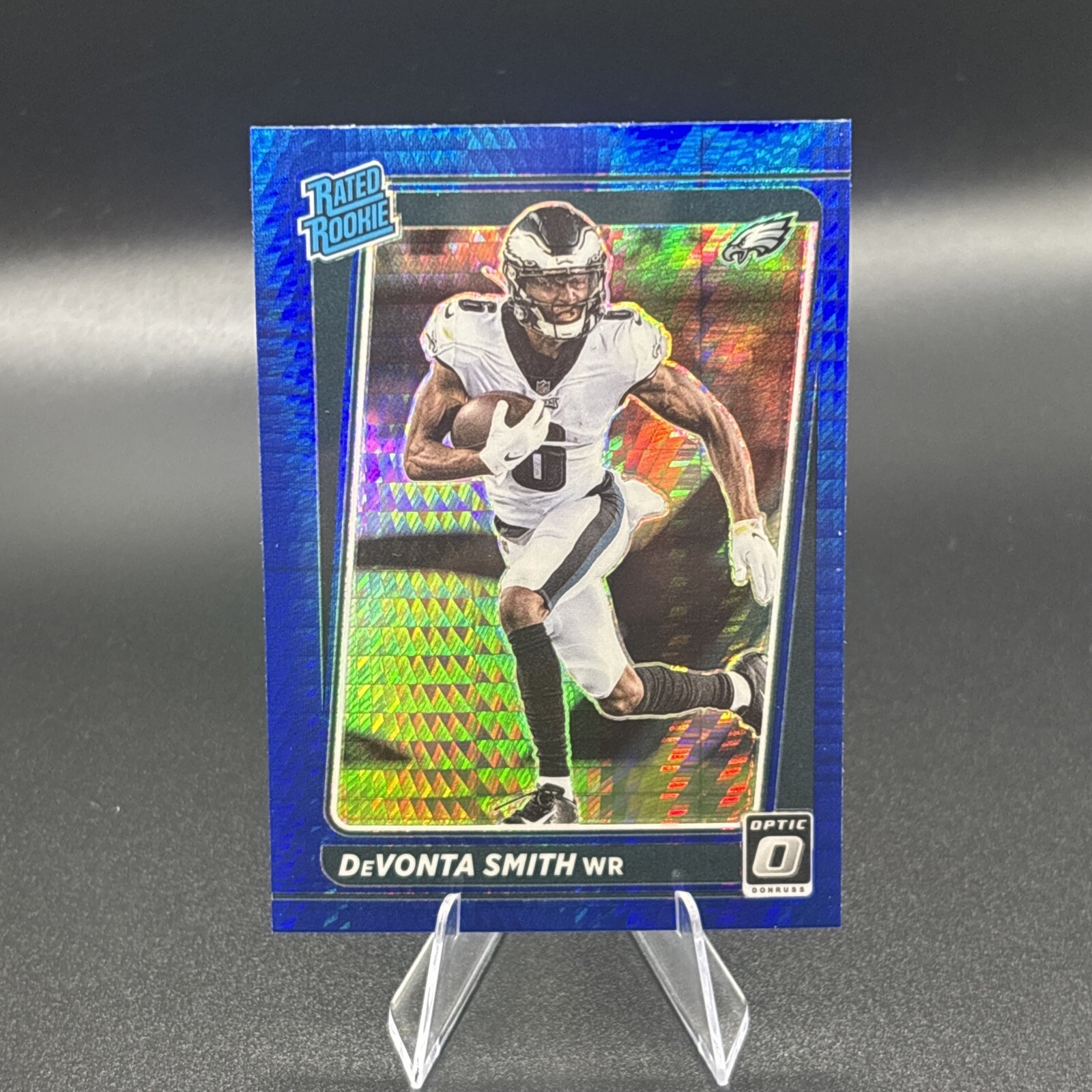 2021 Donruss Optic DeVonta Smith Blue Hyper RC #205