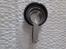 STAINLESS STEEL MEASURING CUPS