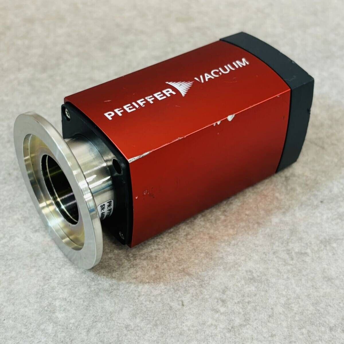 Pfeiffer Vacuum D-35614 Asslar PTT01150010 Type IKR 361 Pfeiffer Vacuum D-35614 Asslar PTT01150010 Type IKR 361