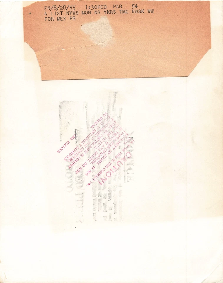 Trapeze 1955 Movie Photo Joe DiMaggio Gina Lollobrigida Behind Scenes  *P155c - Image 2 of 3