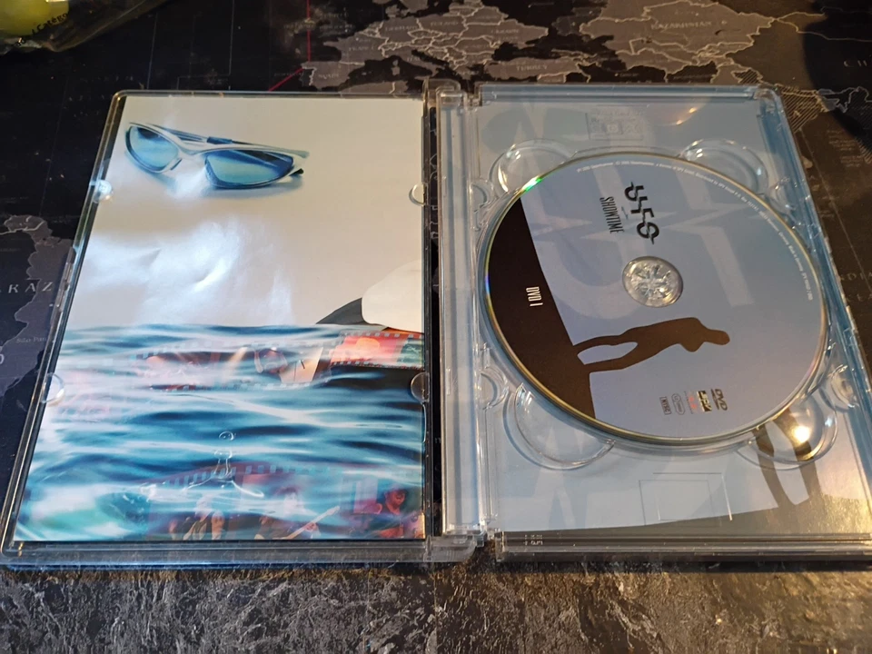 UFO: SHOWTIME Concert 2005 2-Disc DVD Set W/ Booklet EX - Image 2 of 4