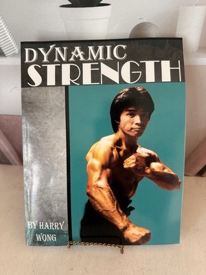 Dynamic Strength - paperback Wong, Harry